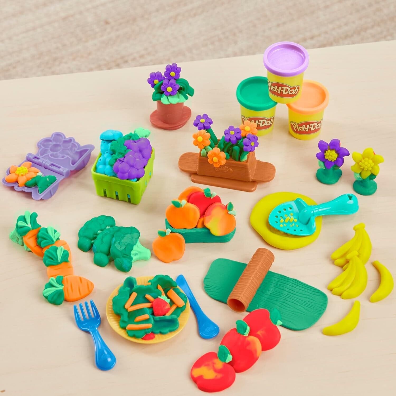 Play-Doh Grow Your Garden Kids Toys Toolset