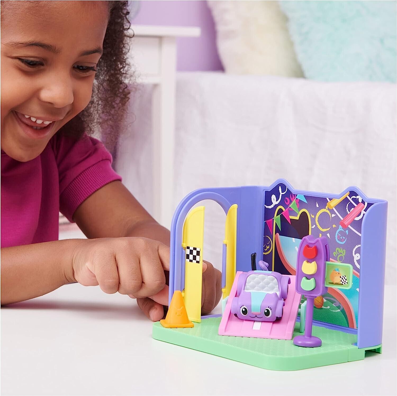 Gabby's Dollhouse 6064149 Purr-ific Play Room with Carlita Car, Accessories