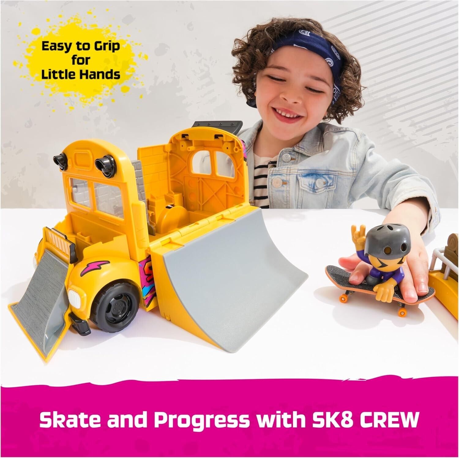 Tech Deck Sk8 Crew 2-in-1 Transforming Ultra Sk8 Bus & Storage with Fingerboard