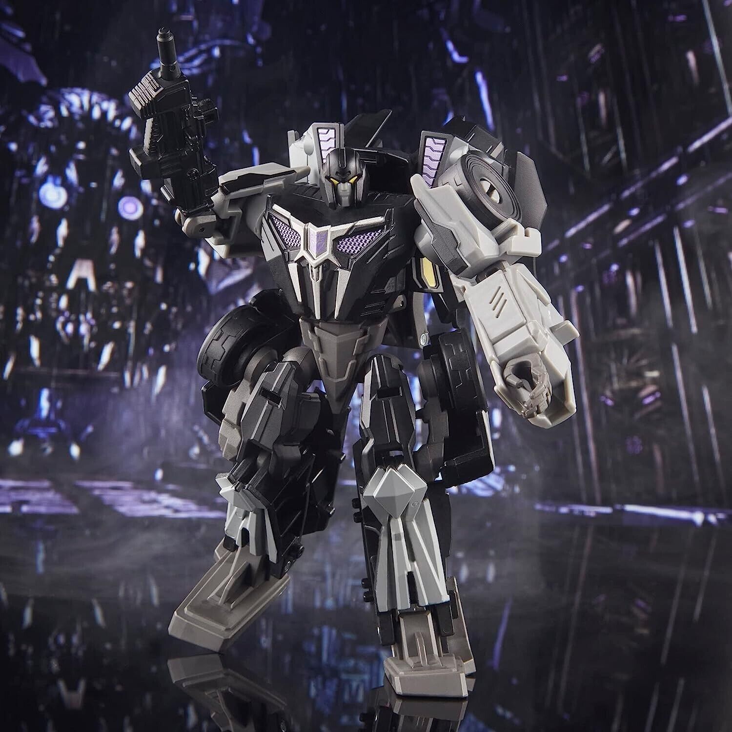 Barricade SS+02 - Transformers Studio Series WFC - Deluxe Class - Hasbro Toys