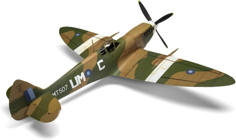 Airfix X17002 1/24 Australia Supermarine Spitfire Mk.8 Plastic Model