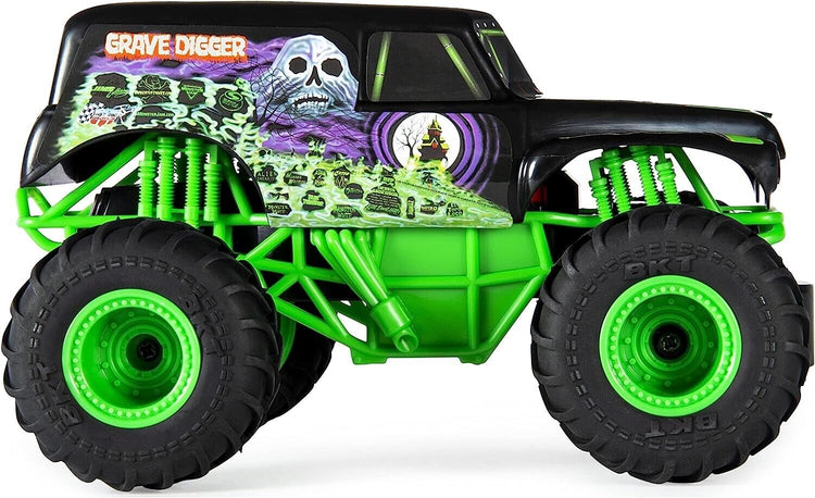 Monster Jam, Authentic Grave Digger RC, 1:24 Scale, 2.4 GHz, for Ages 4 and Up