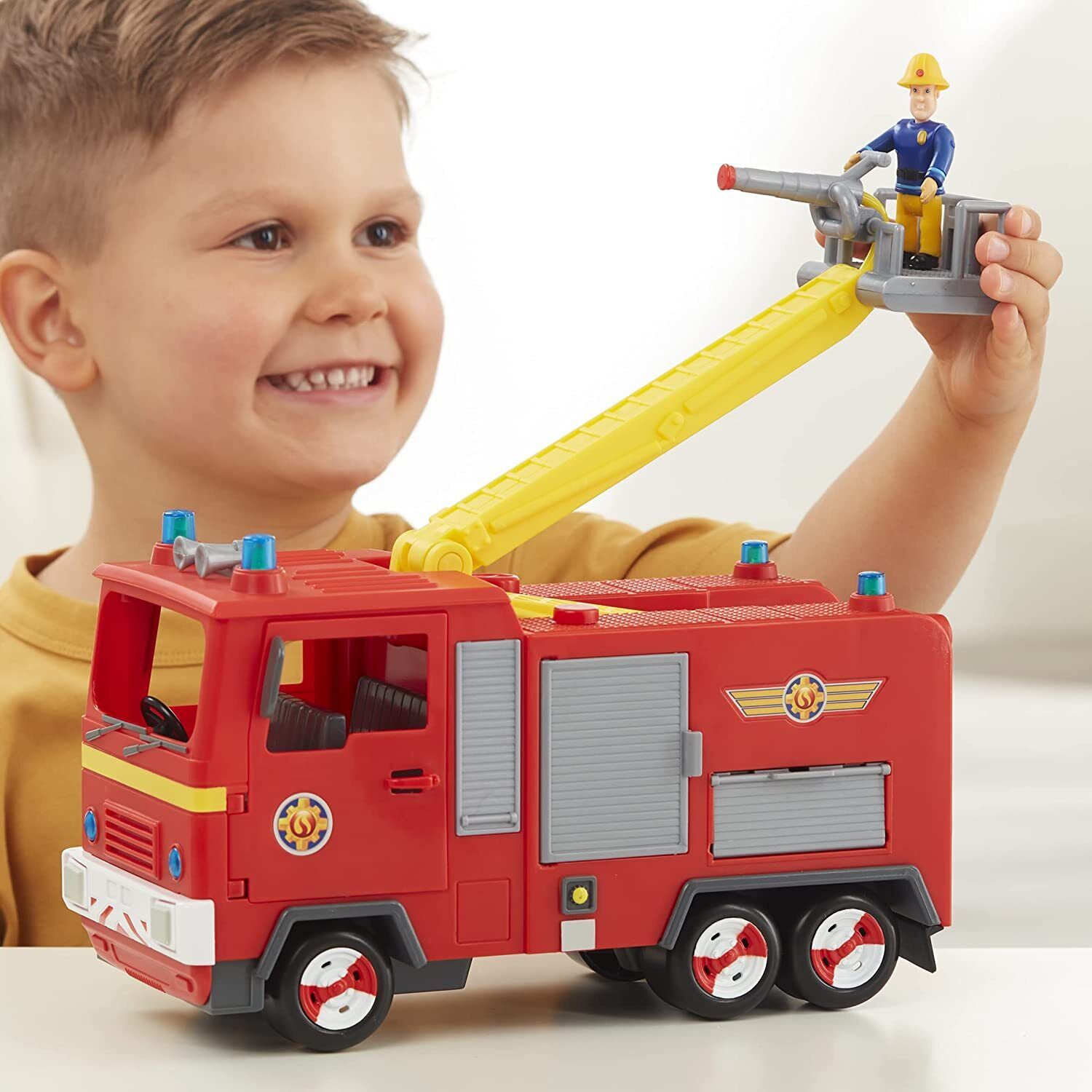 Fireman Sam Spray and Play Jupiter Fire Engine Vehicle with Sounds Water Cannon