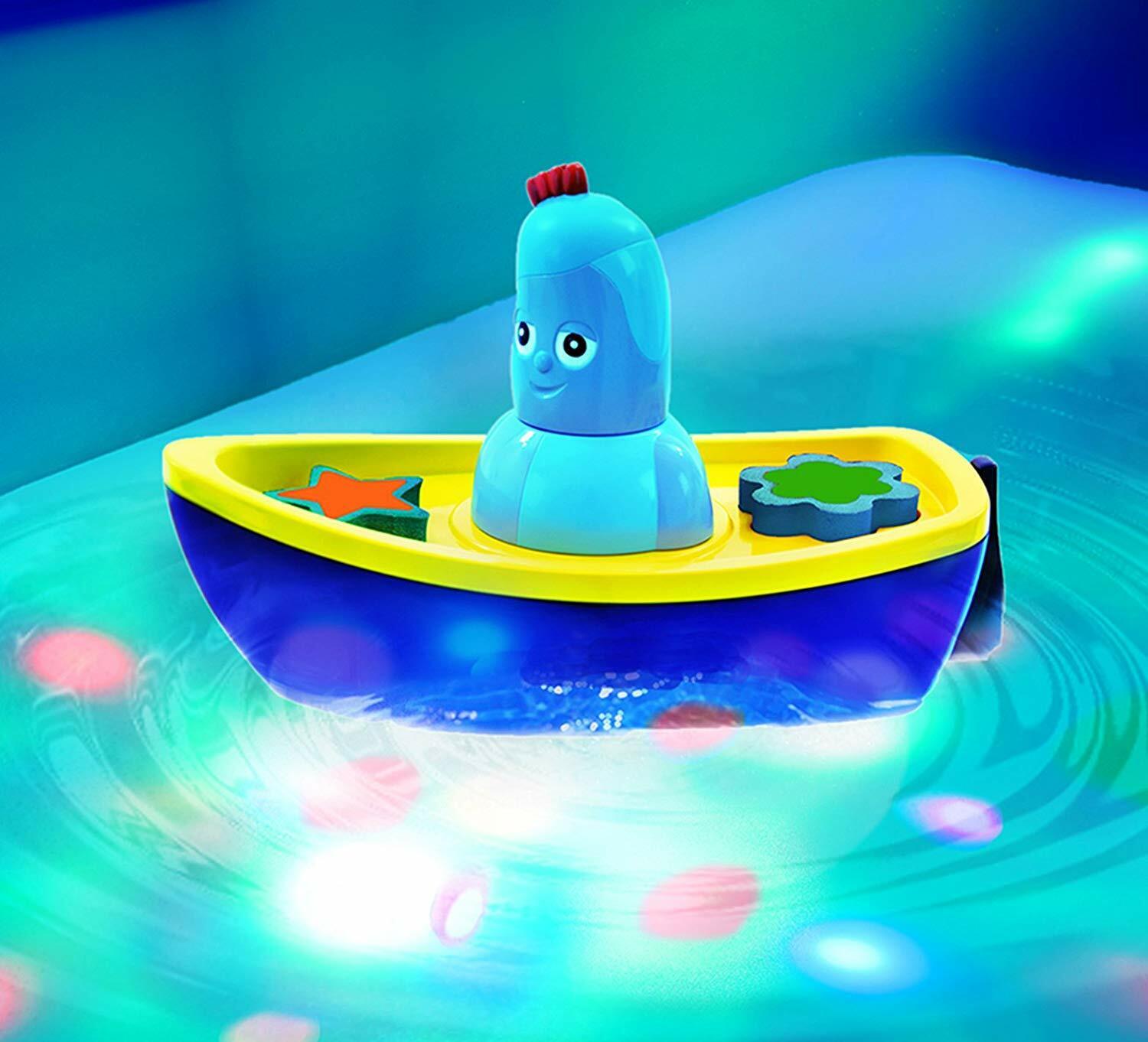 In the Night Garden Lightshow Bath-time Boat - Igglepiggle - NEW!
