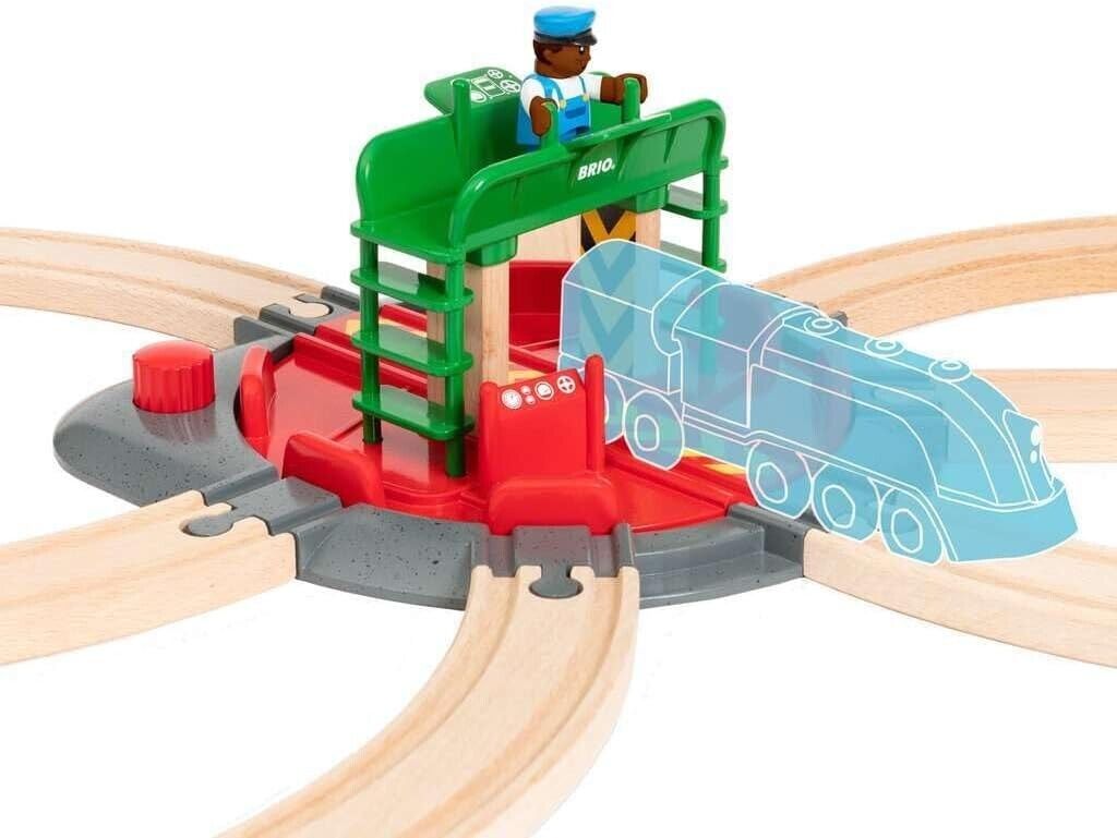 BRIO World Train Turntable & Figure for Kids Age 3 Years Up - Wooden Railway Set
