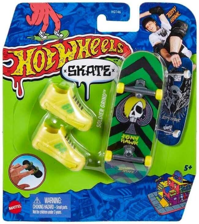 Mattel Hot Wheels Mini Skateboard with Shoes Assorted Models (HNG26)