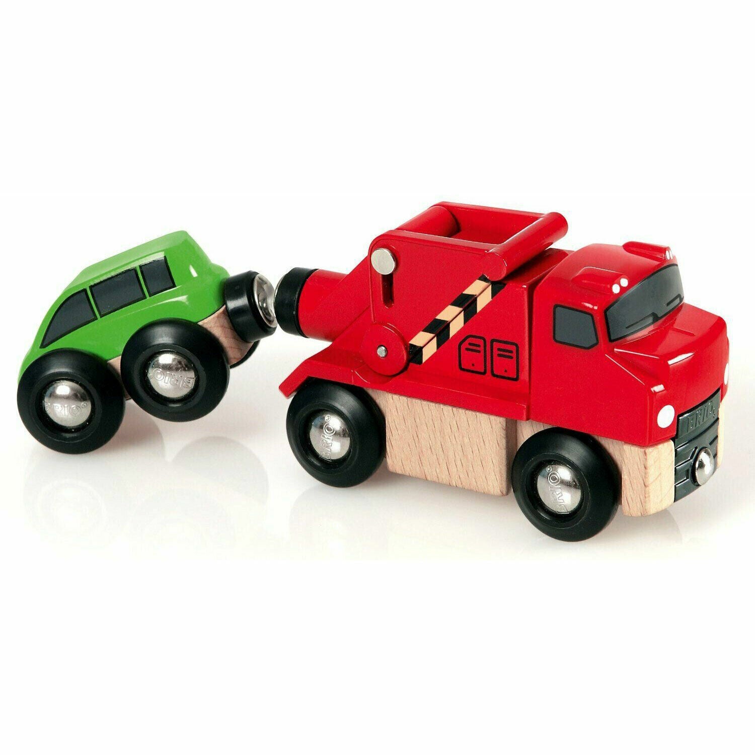 BRIO World Tow Truck 33528 - Brand New in Box - Free Shipping