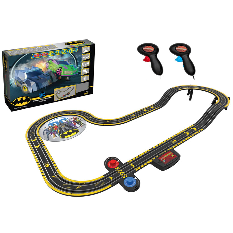 Micro Scalextric - Batman vs The Riddler - Battery Powered Race Sets, Slot Car Race Tracks for Kids Age 4+ Batman vs The Riddler