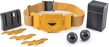 DC Comics Batman, Gear-Up Utility Belt, Batarangs and Smoke Pellets Superhero Costume Accessories, Kids’ Roleplay Toys for Boys and Girls Aged 4+